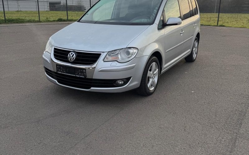 2008er VW Touran 2,0 Benzin / Erdgas / Klima / Navi / Tempomat