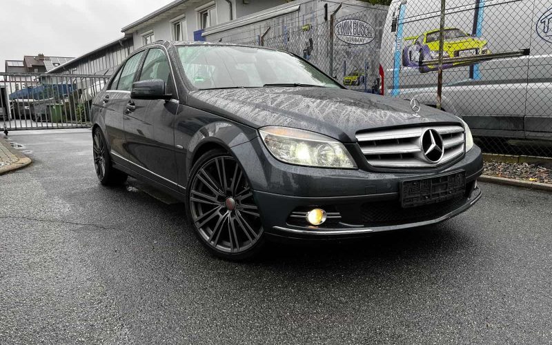 2010er Mercedes C 180 BlueEFFICIENCY Limousine