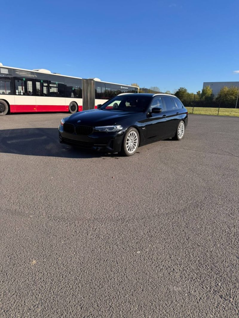 2023 BMW BMW 530 530 e xDrive SCHWARZ II